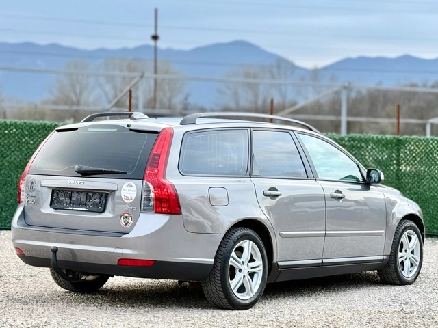 Volvo V50 2.0HDi 136hp//FACELIFT - автомобили, коли, обяви за нови и употребявани 6
