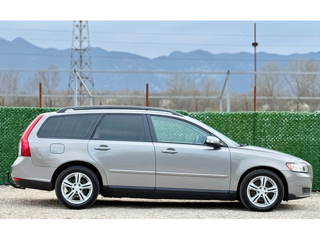 Volvo V50 2.0HDi 136hp//FACELIFT - автомобили, коли, обяви за нови и употребявани 7