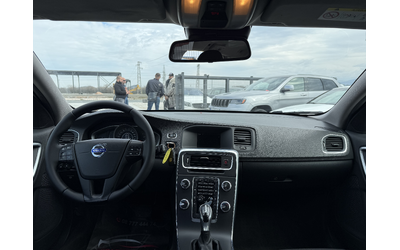 Volvo V60 1.6D* 2016г.* АВТОМАТИК* 171.000КМ* НОВА* СЕРВИЗНА - автомобили, коли, обяви за нови и употребявани 13