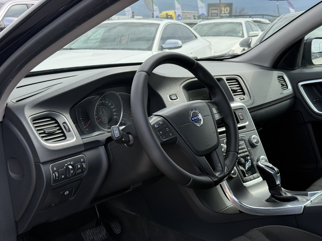 Volvo V60 1.6D* 2016г.* АВТОМАТИК* 171.000КМ* НОВА* СЕРВИЗНА - автомобили, коли, обяви за нови и употребявани 6