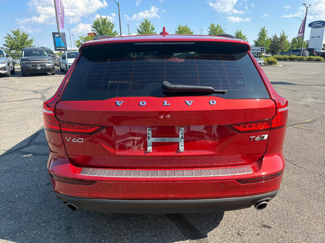 Volvo V60 2.0L 4cyl AWD - автомобили, коли, обяви за нови и употребявани 4