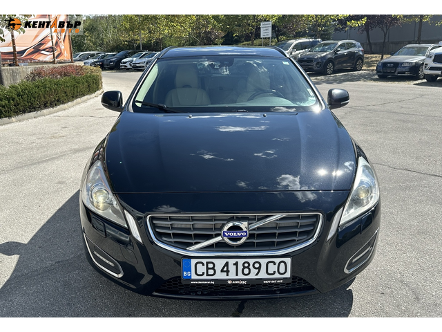 Volvo V60 2.4d 215 к.с./ГАРАНЦИЯ 6 МЕСЕЦА - автомобили, коли, обяви за нови и употребявани 6