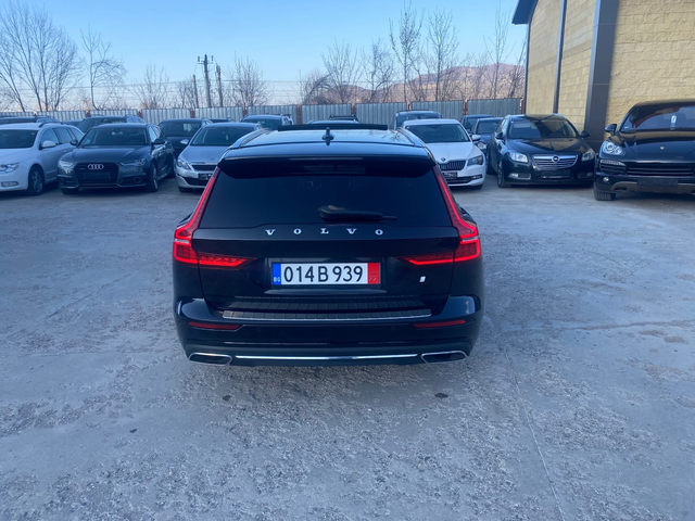 Volvo V60 2.0 D4 4X4 200kc. - автомобили, коли, обяви за нови и употребявани 7