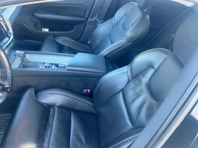 Volvo V60 2.0 D4 4X4 200kc. - автомобили, коли, обяви за нови и употребявани 8