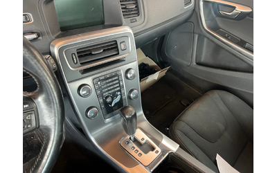 Volvo V60 D3-163к.с - автомобили, коли, обяви за нови и употребявани 13