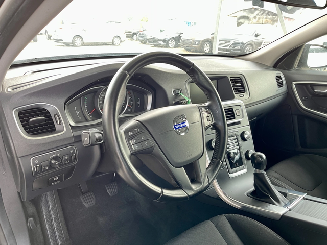 Volvo V60 D2 Start/Stop - автомобили, коли, обяви за нови и употребявани 10