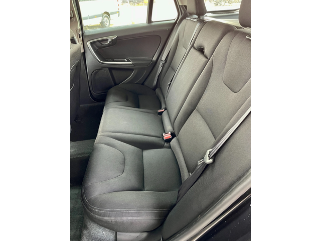 Volvo V60 D2 Start/Stop - автомобили, коли, обяви за нови и употребявани 14