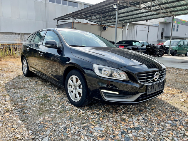 Volvo V60 D2 Start/Stop - автомобили, коли, обяви за нови и употребявани 6