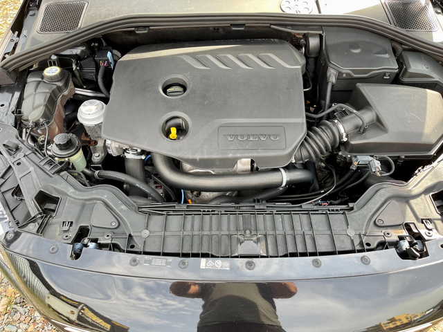 Volvo V60 D2 Start/Stop - автомобили, коли, обяви за нови и употребявани 8