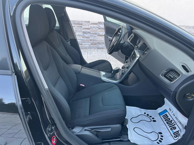 Volvo V60 1.6 D AVTO - автомобили, коли, обяви за нови и употребявани 13