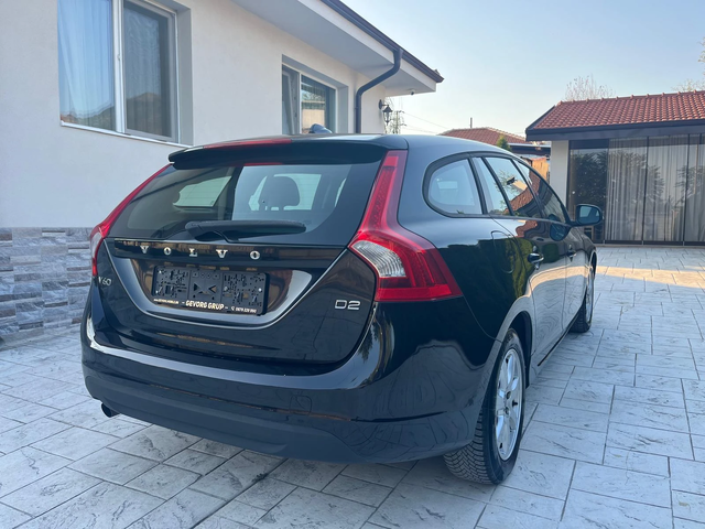 Volvo V60 1.6 D AVTO - автомобили, коли, обяви за нови и употребявани 4