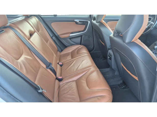 Volvo V60 2.0 диз 163к.с. - автомобили, коли, обяви за нови и употребявани 14