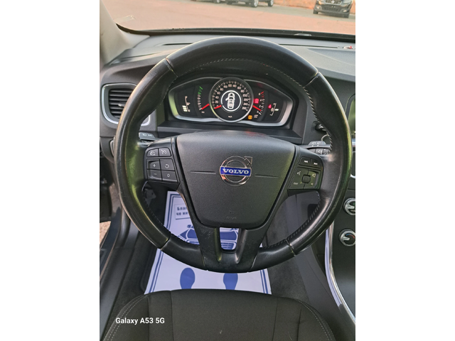 Volvo V60 1, 6 D2 - автомобили, коли, обяви за нови и употребявани 12