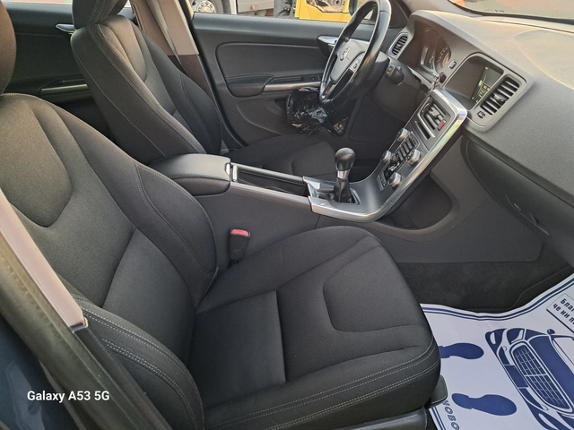 Volvo V60 1, 6 D2 - автомобили, коли, обяви за нови и употребявани 15