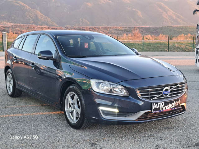 Volvo V60 1, 6 D2 - автомобили, коли, обяви за нови и употребявани 2