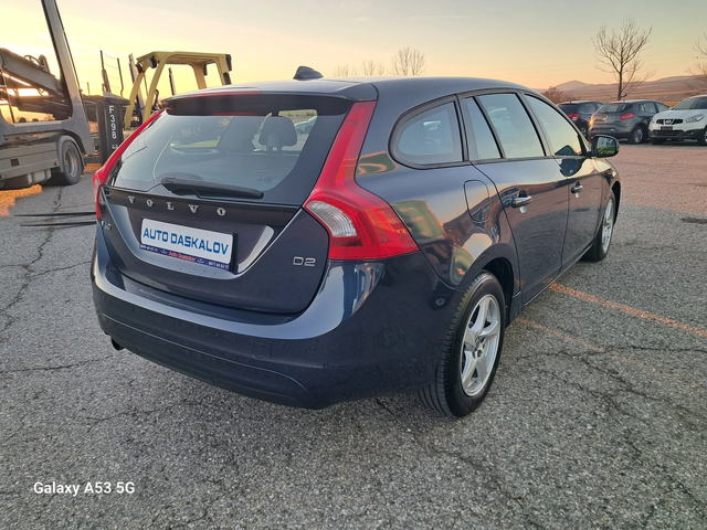 Volvo V60 1, 6 D2 - автомобили, коли, обяви за нови и употребявани 4
