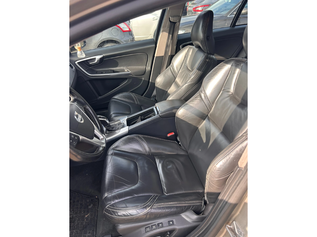 Volvo V60 2.4D6 PLUG-IN-HYBRID AWD AVTOMAT/KOJA EURO 6 - автомобили, коли, обяви за нови и употребявани 12