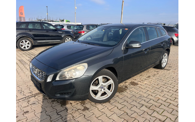 volvo-v60 - 0