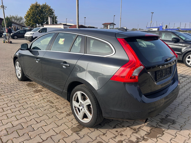 Volvo V60 1.6i NAVI EURO 5 - автомобили, коли, обяви за нови и употребявани 7