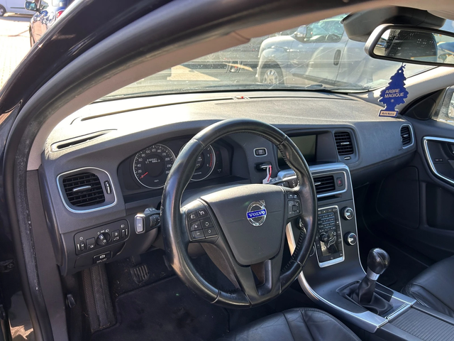 Volvo V60 1.6D/NAVI/EURO 5J ЛИЗИНГ - автомобили, коли, обяви за нови и употребявани 9