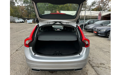 Volvo V60 2.0/D3 - автомобили, коли, обяви за нови и употребявани 13