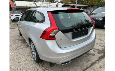 Volvo V60 2.0/D3 - автомобили, коли, обяви за нови и употребявани 6