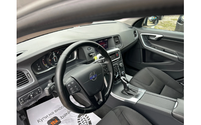 Volvo V60 2.0/D3 - автомобили, коли, обяви за нови и употребявани 9