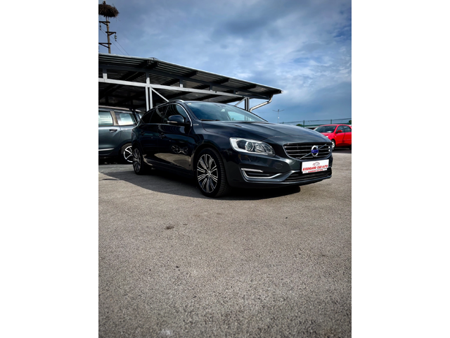 Volvo V60 - автомобили, коли, обяви за нови и употребявани 1