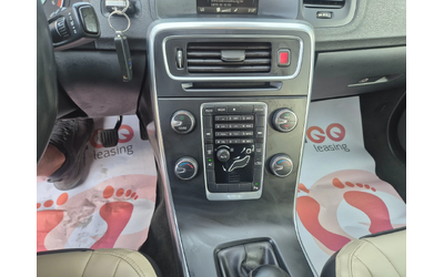 Volvo V60 2.0D 163k.s - автомобили, коли, обяви за нови и употребявани 13