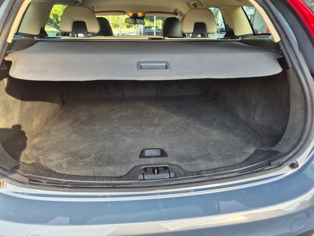 Volvo V60 2.0D 163k.s - автомобили, коли, обяви за нови и употребявани 14