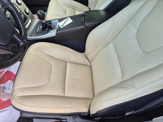 Volvo V60 2.0D 163k.s - автомобили, коли, обяви за нови и употребявани 9