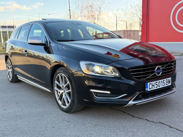 Volvo V60 2.4* PLUG-IN-HYB* 4х4* ПОДГРЕВ* АВТОПИЛОТ* ШИБИДАХ - автомобили, коли, обяви за нови и употребявани 0