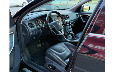 Volvo V60 2.4* PLUG-IN-HYB* 4х4* ПОДГРЕВ* АВТОПИЛОТ* ШИБИДАХ - автомобили, коли, обяви за нови и употребявани 7