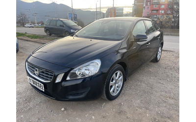 volvo-v60 - 0