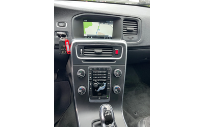 Volvo V60 2.0TDI-150-FEIS-ITALIA - автомобили, коли, обяви за нови и употребявани 13