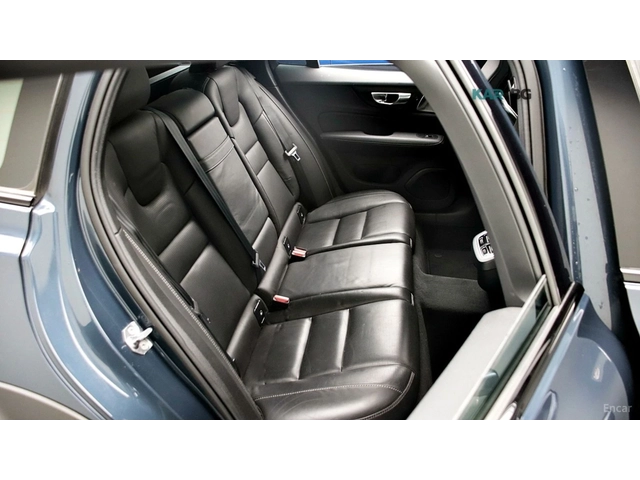 Volvo V60 Cross Country T5 Pro AWD - автомобили, коли, обяви за нови и употребявани 11
