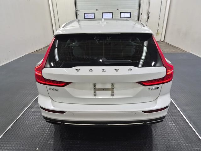 Volvo V60 T6 Inscription AWD - автомобили, коли, обяви за нови и употребявани 5