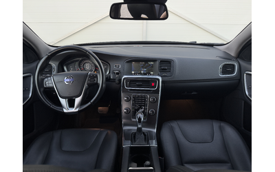 Volvo V60 D5 2.4D AWD/Автомат/Навигация/Собствен лизинг - автомобили, коли, обяви за нови и употребявани 13