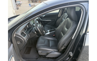Volvo V60 D5 2.4D AWD/Автомат/Навигация/Собствен лизинг - автомобили, коли, обяви за нови и употребявани 8