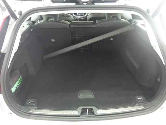 Volvo V60 T4/ Geartronic/ Momentum Pro/ Очакван внос ! - автомобили, коли, обяви за нови и употребявани 6