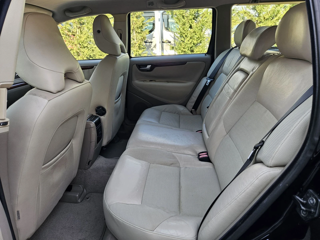 Volvo V70 2.4D-185кс= 6СКОРОСТИ= НАВИГАЦИЯ= КЛИМАТРОНИК - автомобили, коли, обяви за нови и употребявани 8