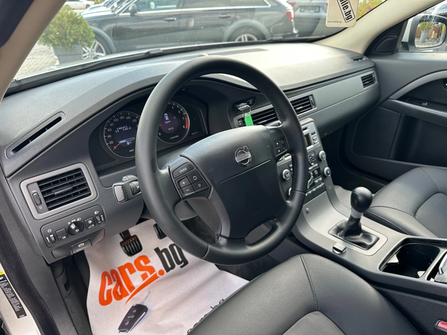 Volvo V70 2.0i* GPL* FACE* TOP* - автомобили, коли, обяви за нови и употребявани 10