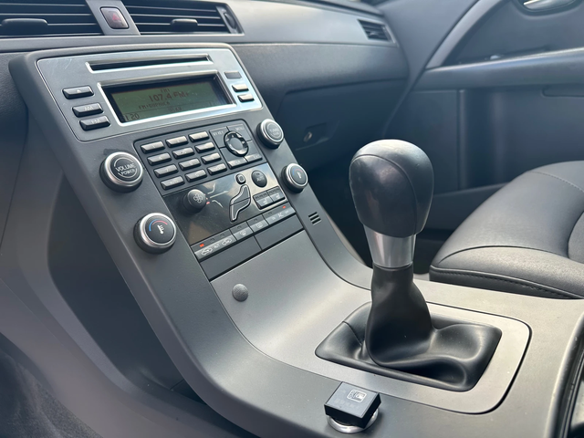 Volvo V70 2.0i* GPL* FACE* TOP* - автомобили, коли, обяви за нови и употребявани 13