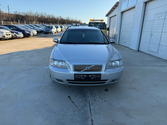 Volvo V70 2.4i 140k.c * Bi-Fuel* UNIKAT* - автомобили, коли, обяви за нови и употребявани 10