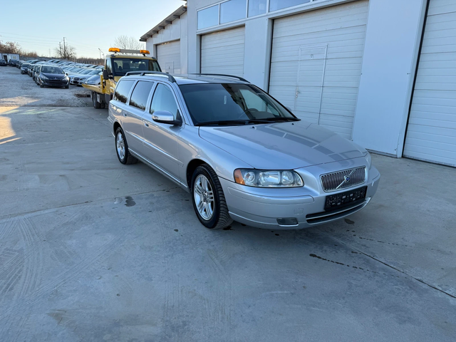 Volvo V70 2.4i 140k.c * Bi-Fuel* UNIKAT* - автомобили, коли, обяви за нови и употребявани 11
