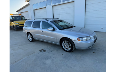 Volvo V70 2.4i 140k.c * Bi-Fuel* UNIKAT* - автомобили, коли, обяви за нови и употребявани 12