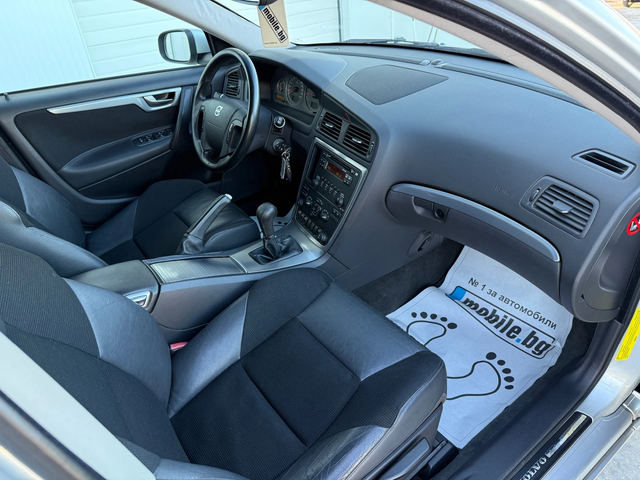 Volvo V70 2.4i 140k.c * Bi-Fuel* UNIKAT* - автомобили, коли, обяви за нови и употребявани 15