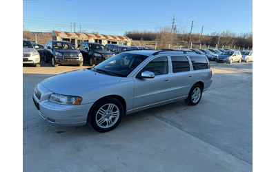 Volvo V70 2.4i 140k.c * Bi-Fuel* UNIKAT* - автомобили, коли, обяви за нови и употребявани 2