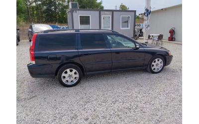 Volvo V70 2.4d D5* NOVA* UNIKAT - автомобили, коли, обяви за нови и употребявани 11