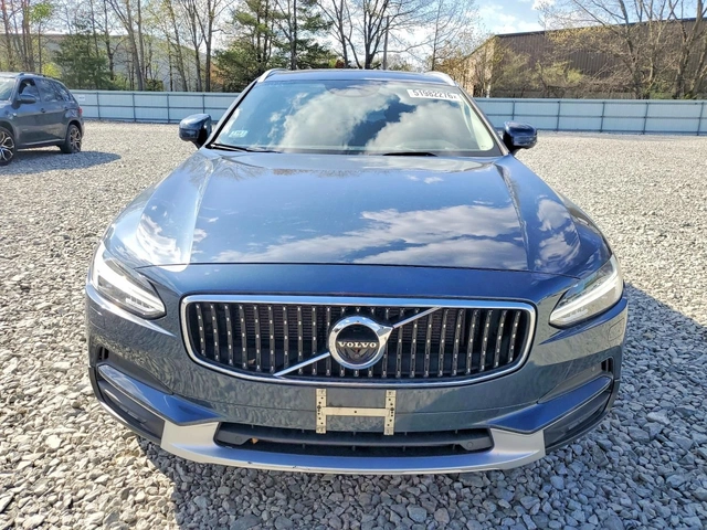 Volvo V90 CROSS COUNTRY T5 MOMENTUM* СЕРВИЗНА ИСТОРИЯ* ЛИЗИН - автомобили, коли, обяви за нови и употребявани 4